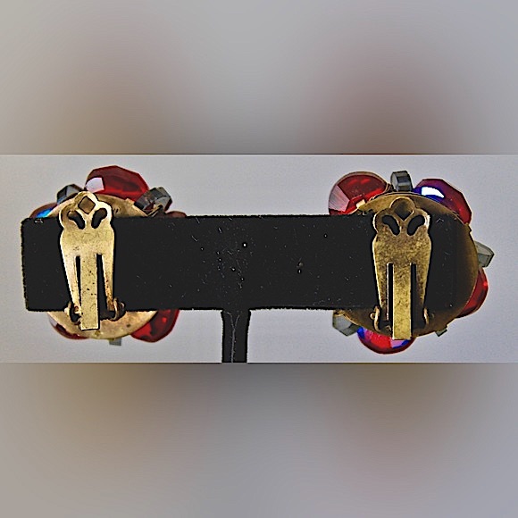 VENDOME SET VINTAGE 3 STRAND RED AURORA BOREALIS NECKLACE & CLIP EARRING - Picture 7 of 10